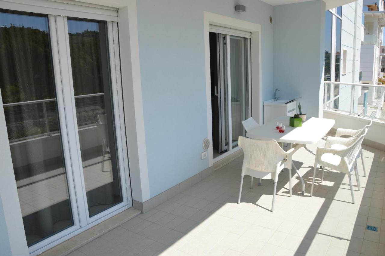 Case Vacanze Blue Bay Resort Roseto Degli Abruzzi Esterno foto