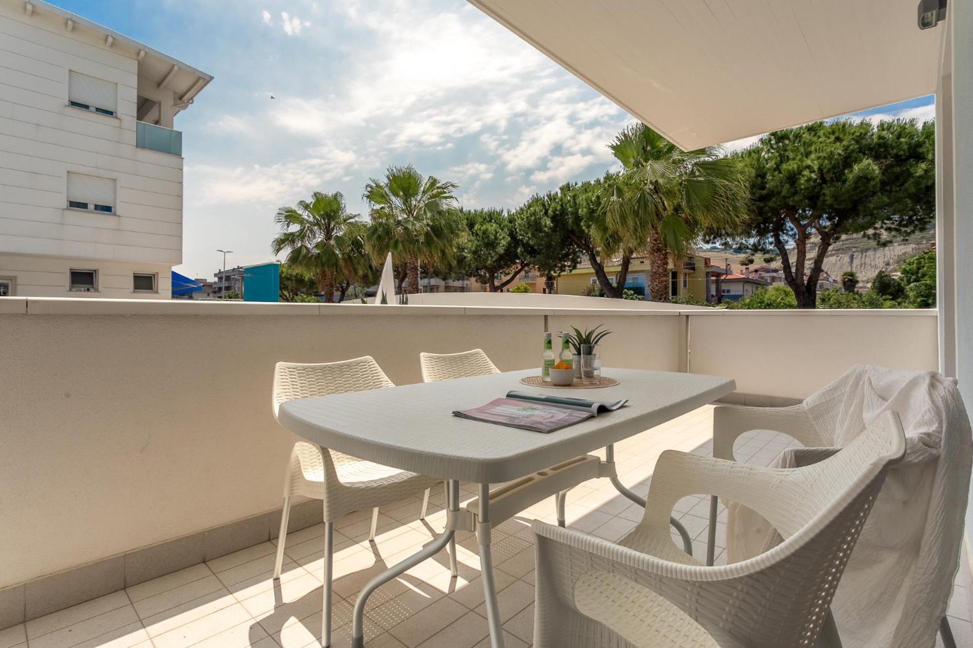 Case Vacanze Blue Bay Resort Roseto Degli Abruzzi Esterno foto