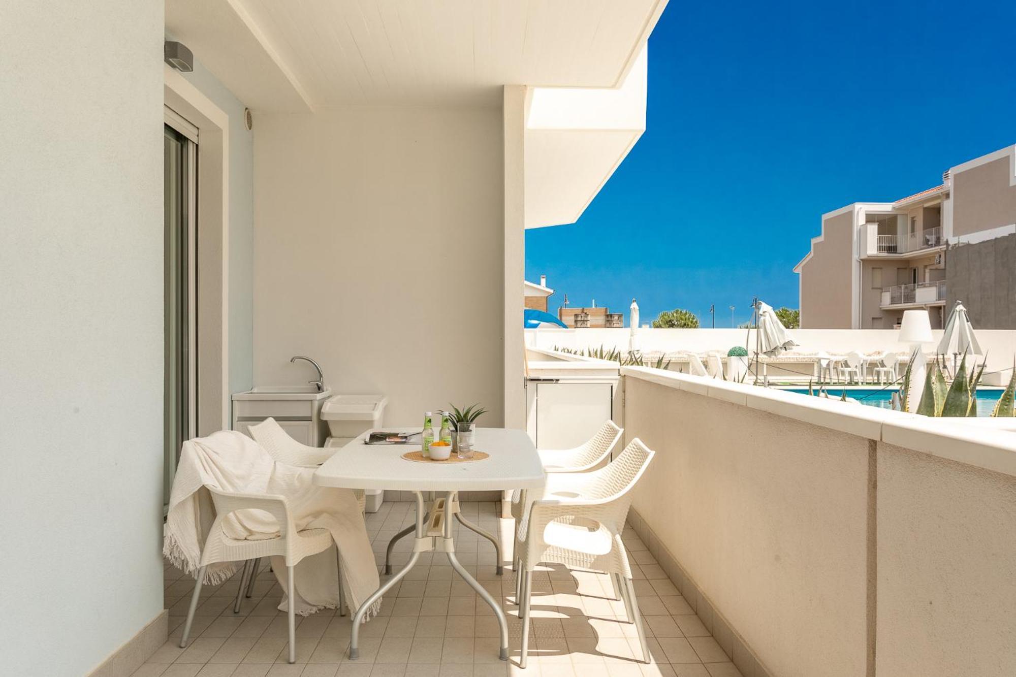 Case Vacanze Blue Bay Resort Roseto Degli Abruzzi Esterno foto