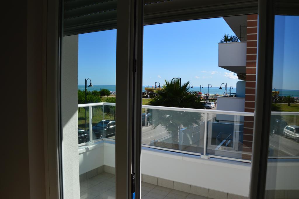 Case Vacanze Blue Bay Resort Roseto Degli Abruzzi Camera foto