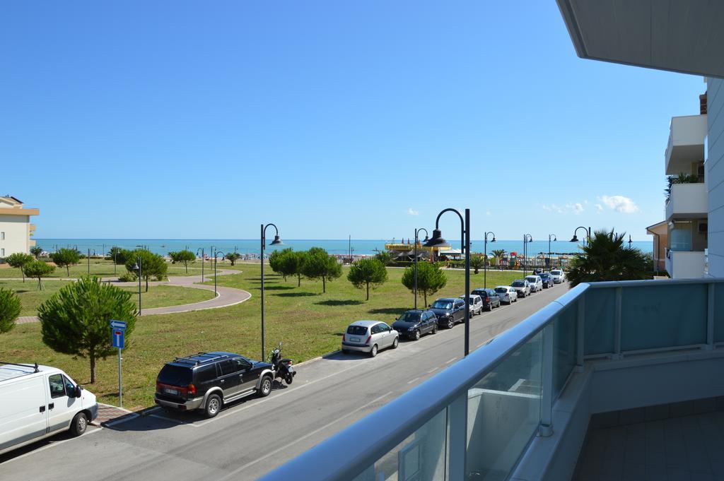Case Vacanze Blue Bay Resort Roseto Degli Abruzzi Camera foto