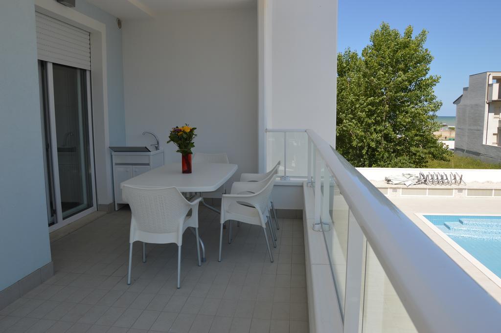 Case Vacanze Blue Bay Resort Roseto Degli Abruzzi Esterno foto
