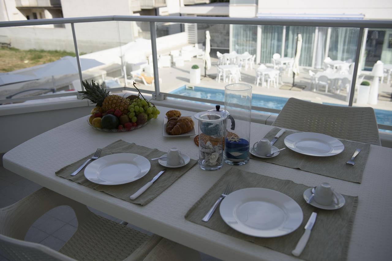 Case Vacanze Blue Bay Resort Roseto Degli Abruzzi Esterno foto