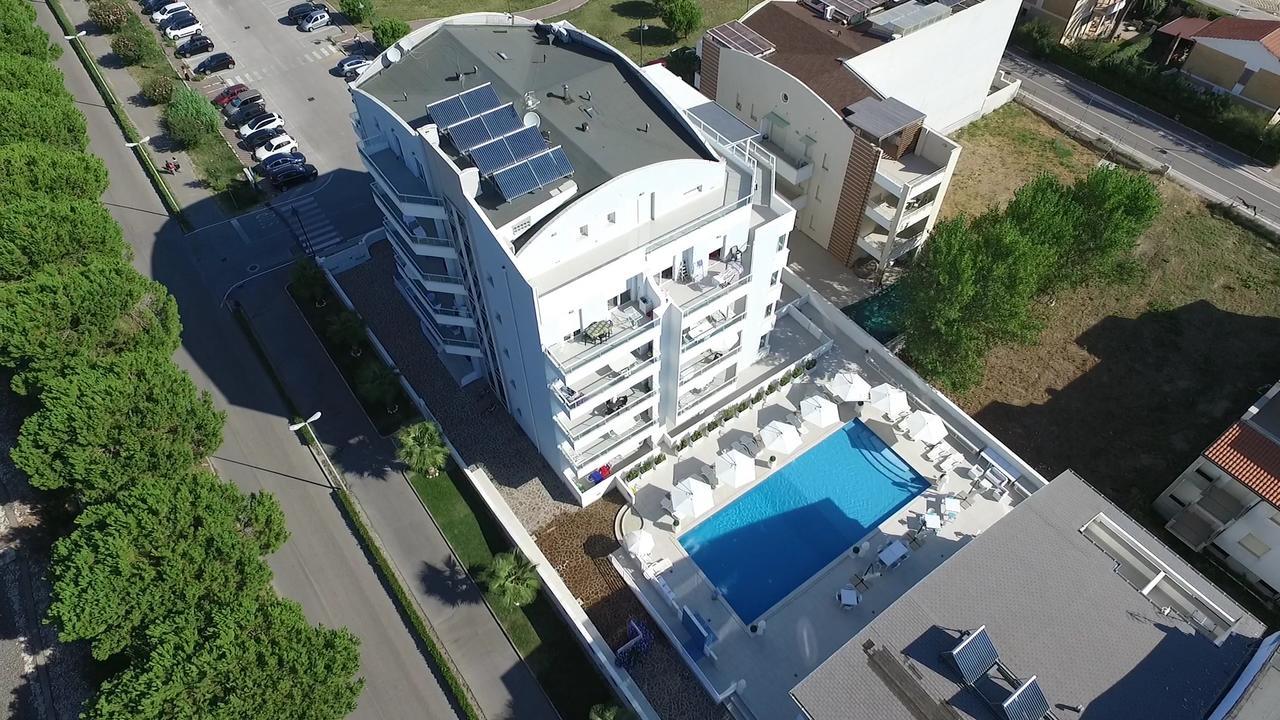 Case Vacanze Blue Bay Resort Roseto Degli Abruzzi Esterno foto